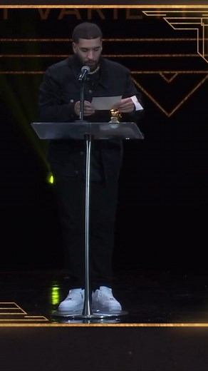xQc Wins Best Variety Streamer Award