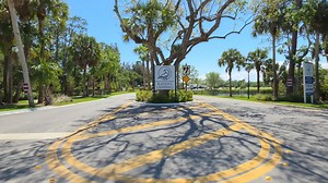 Ravens Landing Entrance