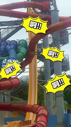This Water Park is Super Fun! A great place for both adults and kids to have a blast👇 📍Wild Wild Wet, Downtown East, 1 Pasir Ris Cl, Singapore 519599 Exciting Marine Marvels activities only until July 28~ Wave Wonder Zone: 11am-6pm Marine Mealtime: 12pm-7pm Glow Coast Carnival: 5pm-9pm Free interactive activities: 10am-9pm PM me for a promo code💗, get 20% off on two tickets #tour #singapore #waterpark #fun #summer