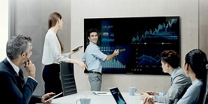 電子黒板「MAXHUB」