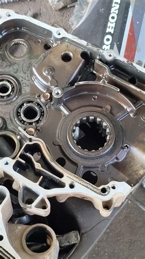 super splendor full engine work‪@nirajnj820‬ #viral #automobile #hero #machanic #ytshorts #yt