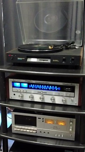Slow-Mo Vintage Stereo 😎