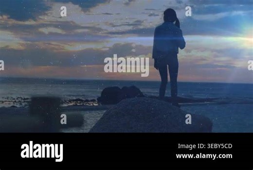 Editor running FFmpeg alternating input files, crossfading every 2s for editing output.mp4. Workflow, timeline, montage, transition, software, desktop, tutorial Stock Video Footage - Alamy