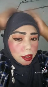 890K views · 6K reactions | TUTORIAL MAKEUP FAIL jangan di tiru omat  | Make Up By Mak Nur | Facebook