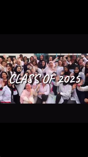 Memorable Senior Sign Out Moments at Graduation