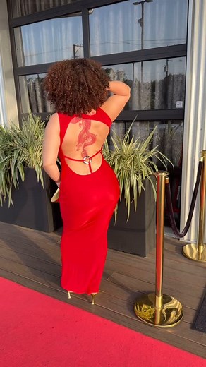 Rubie Red 🐉🏮 on Instagram: "The vibes our first date would entail 🥰🫣"