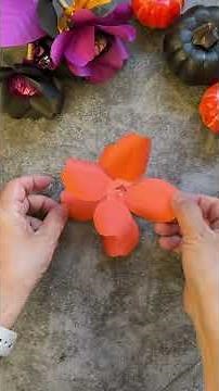 ハロウィンにぴったりなお花！真ん中にキャンディが入ってるよ！ #ハンドメイド #paperflowers #halloween