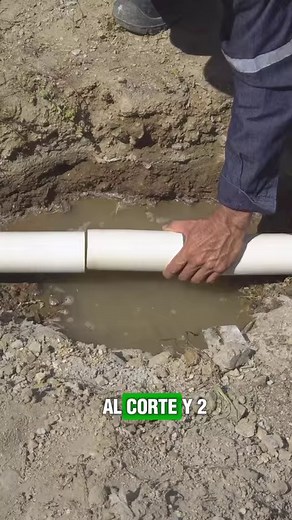 Nuestro pegamento Pegatanke PVC-CPVC (2 en 1) para “Agua Fría y Caliente” es el ideal, para reparar tuberías de forma permanente y sin complicaciones, incluso aquellas que se encuentran en lugares estrechos como se muestra en el video. Compruébalo tú mismo. Pégalo Todo con Pegatanke, ¡Repáralo y Listo! #pegatanke #pegamentotuberias #tuberias #fontanero #plomeria #reparacionesprofesionales #tuberiaspvc #tuberiacpvc #pegamentosprofesionales #pegalotodoconpegatanke | Pegatanke