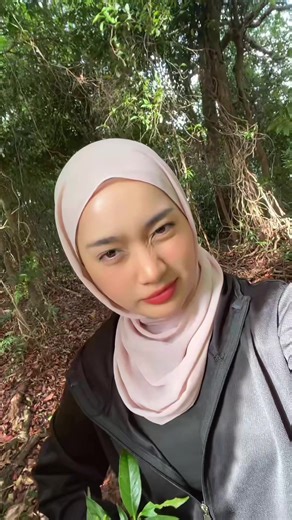 Understanding Nose Scrunching Habits