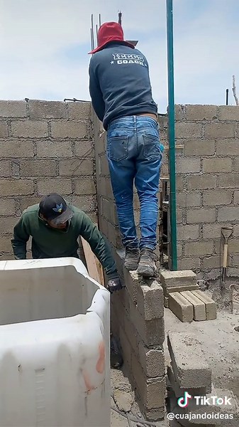 Parodia de Mike: Una divertida escena de comedia