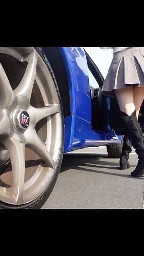 あま猫 / AMA on Instagram: "SKYLINE GT-R R34 BNR34 色褪せるどころか年々魅力的になる車🐱 #車好きな人と繋がりたい #車好き女子 #日産 #nissan #nissangtr #gtr #gtr34 #r34 #bnr34 #rb26 #gtr女子 #skylinegtr #スポーツカー好きな人と繋がりたい #スポーツカー女子 #あま猫 #あま猫チャンネル #car #cars #cargirl #cargirls #carlovers #cargram #carstagram #carsdaily #sportscar #sportcargirl #carphotography #carlifestyle #youtube #youtuber"