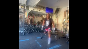 Checking in with everybody! It’s the start of the week so GET UP & GET GOING #taebonation | Billy Blanks