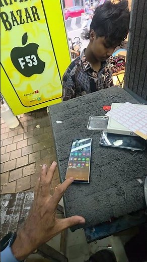 SAMSUNG GALAXY NOTE 9 6GB RAM 128GB ONLY MOBILE RS 3000. PH 8056 161371.