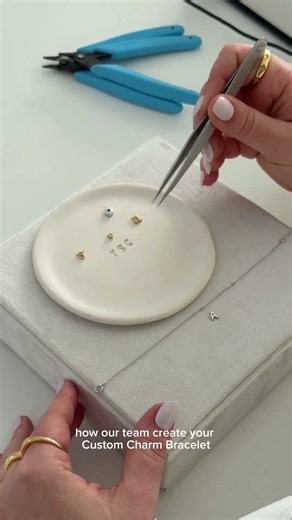 How we create your Custom Charm Bracelet with AESIMI
