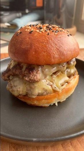 How to cook a perfect smash burger 🍔