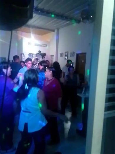 Videos de Proyecto Musical DJ Jeferson (@shelmysuares.g) con “sonido original - Proyecto Musical DJ Jeferson”