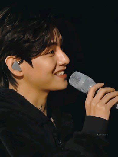 Taehyung's Emotional Performance | BTS V