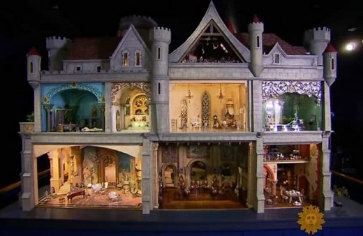 The 16 Most Famous And Expensive Vintage Dollhouses In The World!