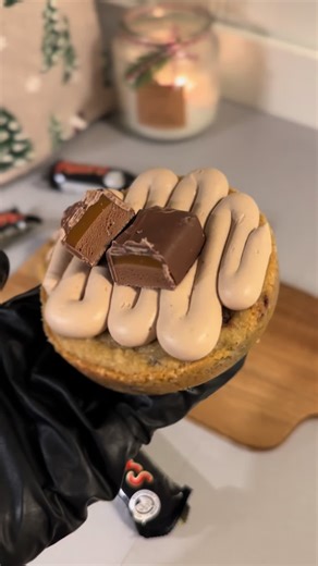 Mars bar cookies 🍪 #cookie #chocolate #baking #buglebaker