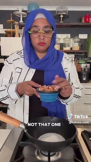 Easy Pecan Brittle Recipe in Minutes
