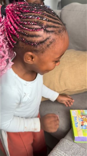 Tanaka Munyonga on Instagram: "Didn’t get the time to wrap the gifts but yeah little miss Kimaya is happy 😃"