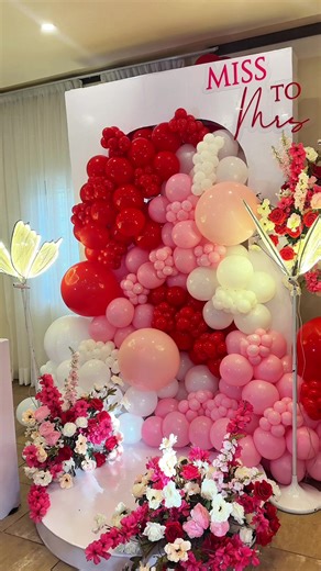 Stunning Red and Pink Bridal Shower Decor Ideas