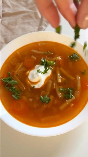 Schnelle Bohnensuppe mit Karotten