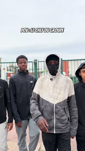"Hé mon gars, c'est comment" : altercation et blocage