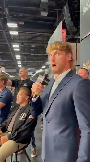 Logan Paul’s reaction to slap boxing 😳