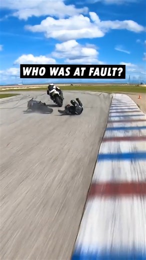 589K views · 5.4K reactions | What went wrong? #moto #crash #track | Mad Maxy | Facebook