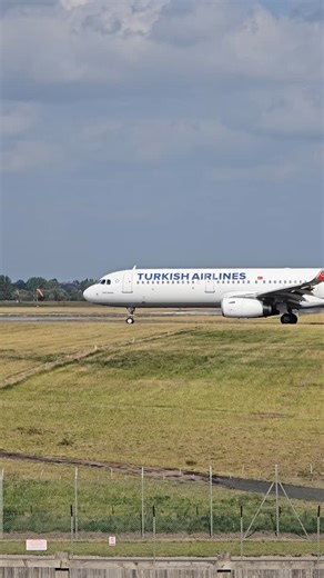 Turkish Airlines A321 taxiing for departure roll at BHX ✈️ #TurkishAirlines #A321 #BHX #Aviation | Aviation Passion | Facebook