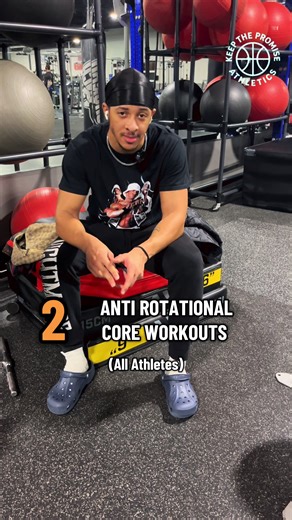 These anti rotational workouts will help you perform better by being able to twist and turn #gymmotivation #gymtok #fitness #athletictraining #strength