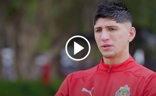 Alan Pulido lanzó una fuerte advertencia sobre Chivas a la Liga MX: "Quiero salir campeón de nuevo"