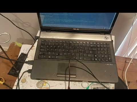 Decoupling capacitor breakout pins