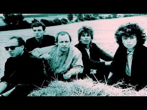 Minimal Compact - Not Knowing {1985}