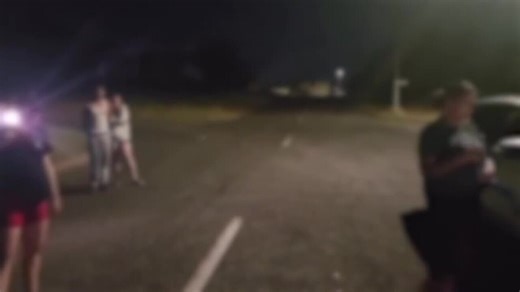 Two young women in Mt Isa fight