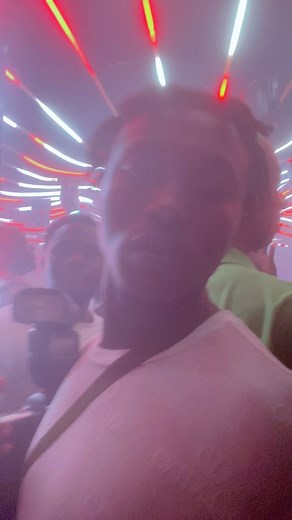 Le Réx Night Club d'Abidjan est la meilleure boîte de nuit d'Abidjan. | Amidou le code