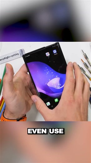 Inside LG’s Secret Rollable Phone That Never Launched 📱