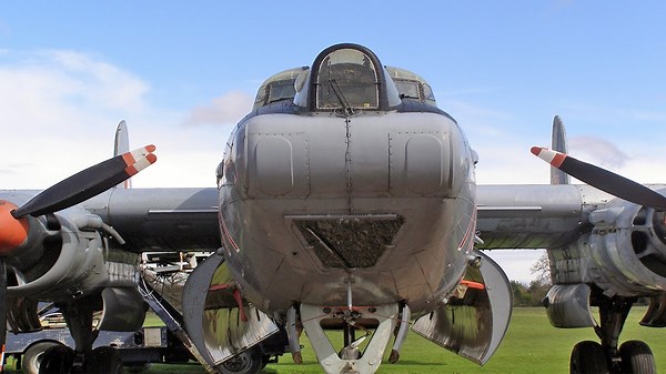 The Avro Shackleton: The Bomber Turned Maritime Patrol Legend
