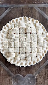 811K views · 868 reactions | You have to see this fantastic pie roller! So cute!殺 | Neurotic Mom | Facebook