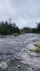 Heading north to Rainy on HWY 71? Big Fork rapids is worth the stop at Big Falls Campground! #exploremn #bigfalls #minnesota #rainyriver #rainylake | Rainy Lake