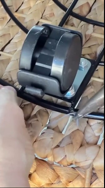 Zip tie a plant dolly to a basket… 😱