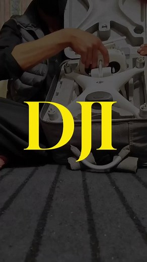 DJI is one of the best drone makers❤️ here is how you assemble Dji Phantom 4 pro 💯📸 @Muhammad Ali @𝑯𝒂𝒎𝒛𝒂𝑷𝒉𝒐𝒕𝒐𝒈𝒓𝒂𝒑𝒉 #dji #drone #saifi_graphy #fypシ #ramzanmubarak