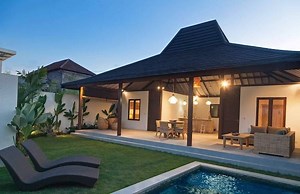 15 Desain Rumah Jawa Modern Sederhana, Tak Lekang Waktu! - Pinhome