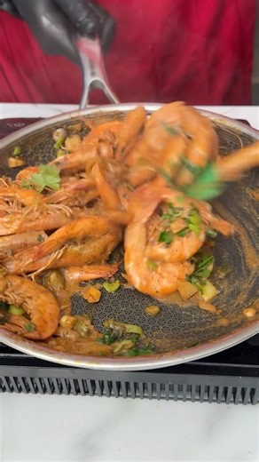 Jamaican Pepper prawns 😍 you can’t find a prawn dish better than this Full recipe on our Website | Original Flava