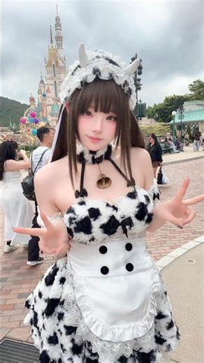 Cutest Cow Maid Dance! Kawaii Cosplay Moves #shorts