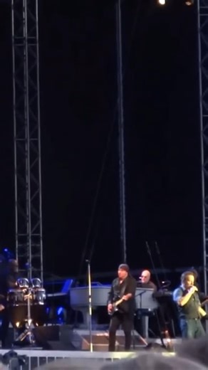 Bruce Springsteen Fan 🎸 on Instagram: "Back In Your Arms - Helsinki 2012 #brucespringsteen #springsteen #estreetband #helsinki #finland #2012"