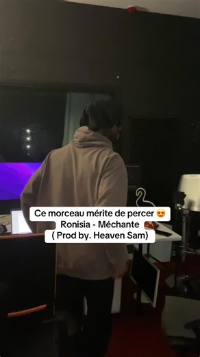 Ronisia - Méchante | Reste jusqu’à la fin si tu veux voir!
