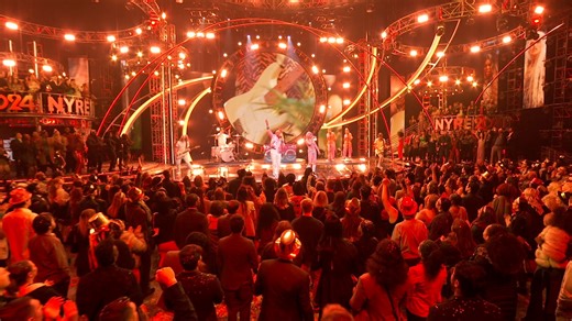 We loved that performance Aqua 💕 More #RockinEve coming up on ABC! | Dick Clark's New Year's Rockin' Eve