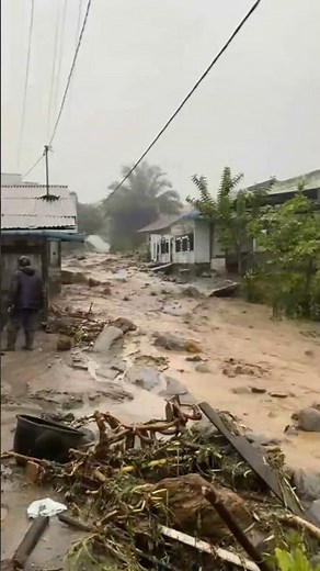 Unbelievable Flood Moments 😨 | Real Footage of Nature’s Fury 🌧️ #viral #trending #floods #Disaster